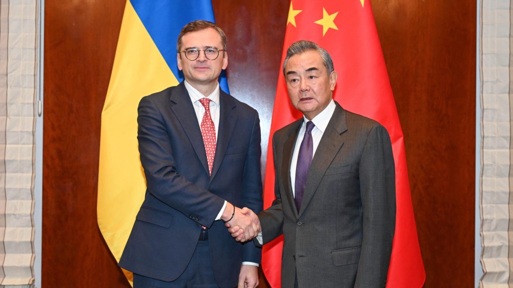 Peking Közvetítő Szerepre Készül az Orosz-Ukrán Konfliktusban Peking Közvetítő Szerepre Készül az Orosz-Ukrán Konfliktusban