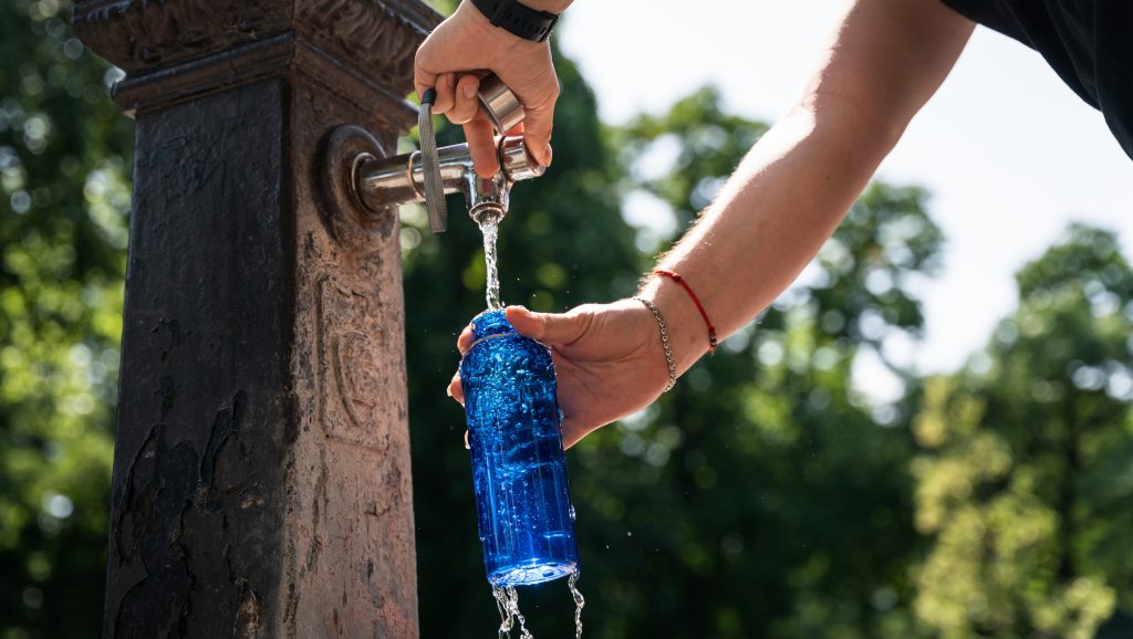 Két vármegyére a legmagasabb fokozatú hőségriadót adták ki szerdára