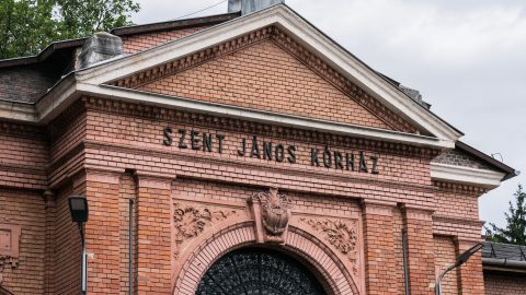 Két hete nincs klíma a budapesti János Kórházban