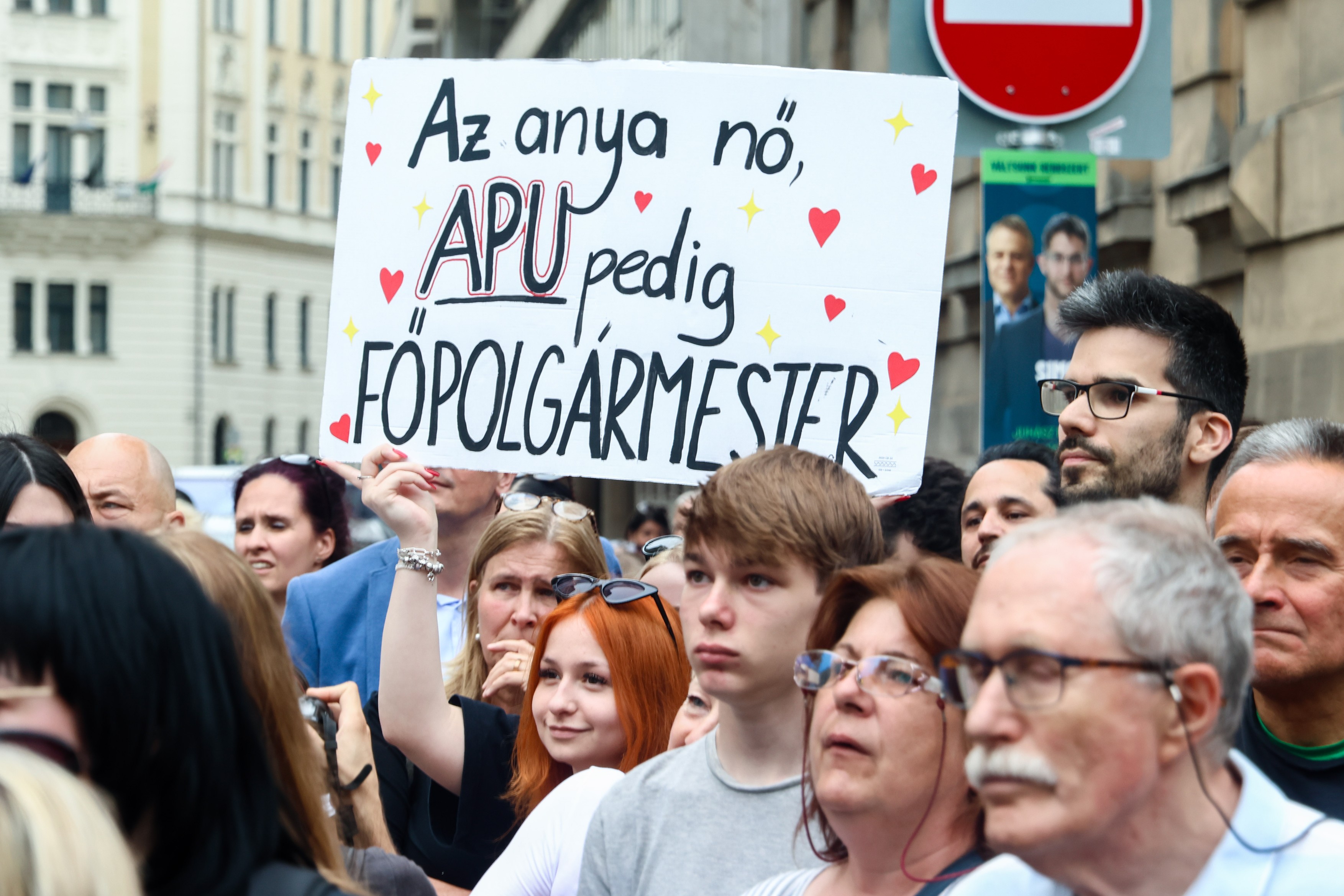 Újraszámlálás: Karácsony Gergely növelte előnyét, de a végső eredmény még várat magára