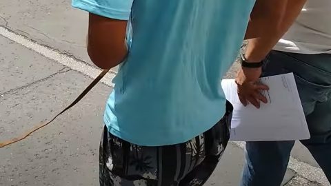 Csicskító pofonokkal kényszerítette koldulásra, mosogatásra és ágyazásra a 13 éves lakótársát egy 17 éves fiú