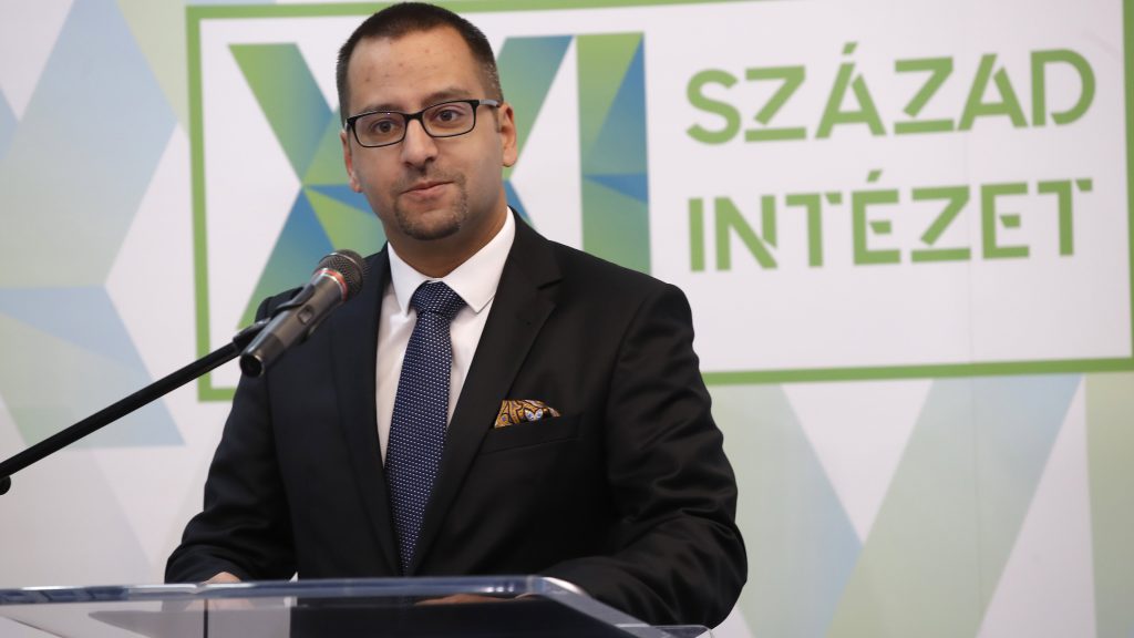 Átlátszó: nem vagyunk kötelesek válaszolni a Szuverenitásvédelmi Hivatalnak