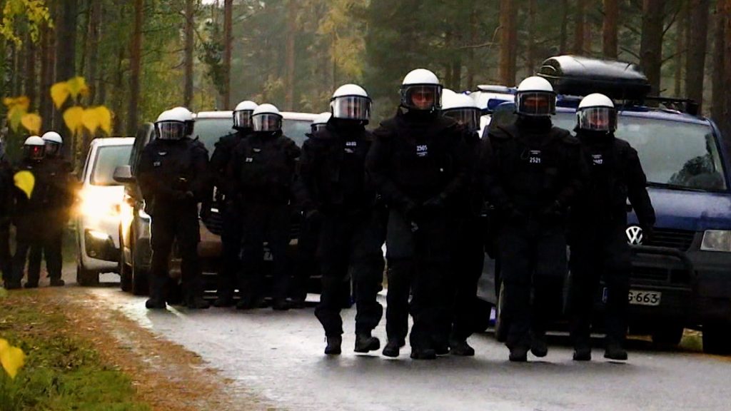 Finnország visszafordítaná az Oroszországból érkező migránsokat