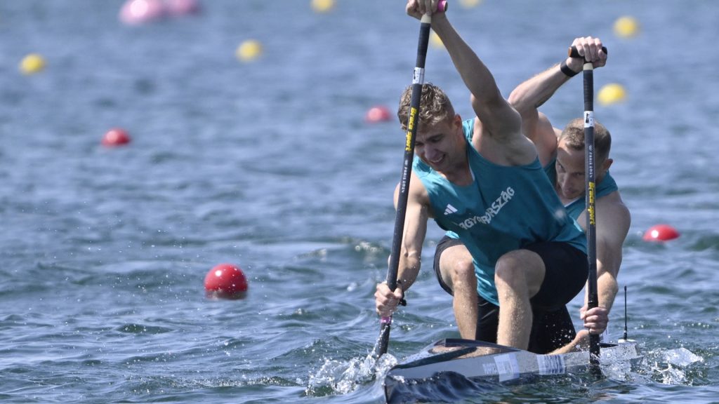 Hatodik az Adolf, Hajdu kenupáros