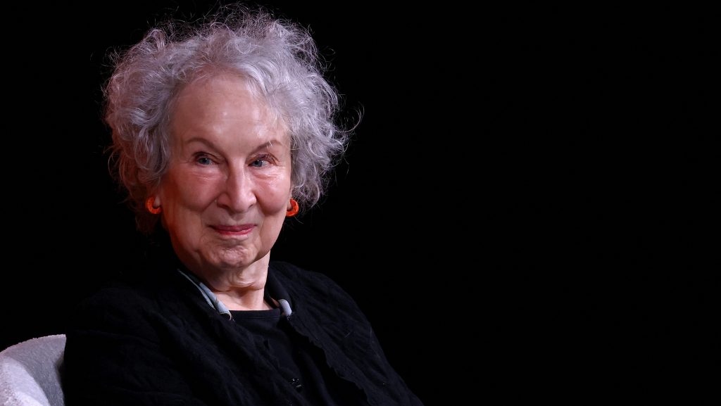 Egy tucat női szerző, köztük Margaret Atwood regényét is kitiltották az iskolákból Utah államban