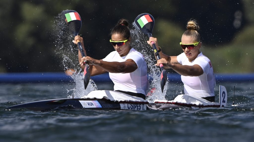 Kettős magyar dobogót hozott a női kajak kettesek olimpiai döntője