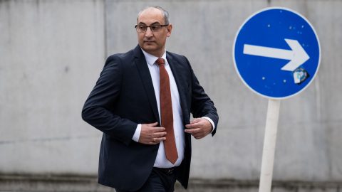 Sztojka Attila az év elején Farkas Flóriánt támadta, most Orbán indoklás nélkül menesztette