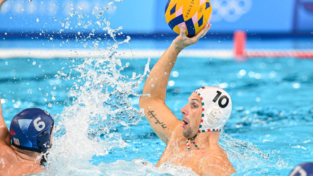 Olimpia 2024: Varga Dénes félpályán túli gólján ámul a világ