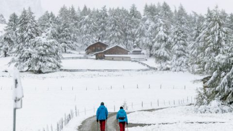 Kétméteres hó és özönvíz fenyegeti Ausztriát