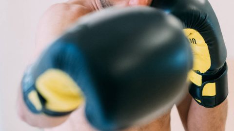 Agyrázkódást kapott egy fiú, akit felnőtt bokszoló püfölt el egy szombathelyi edzésen