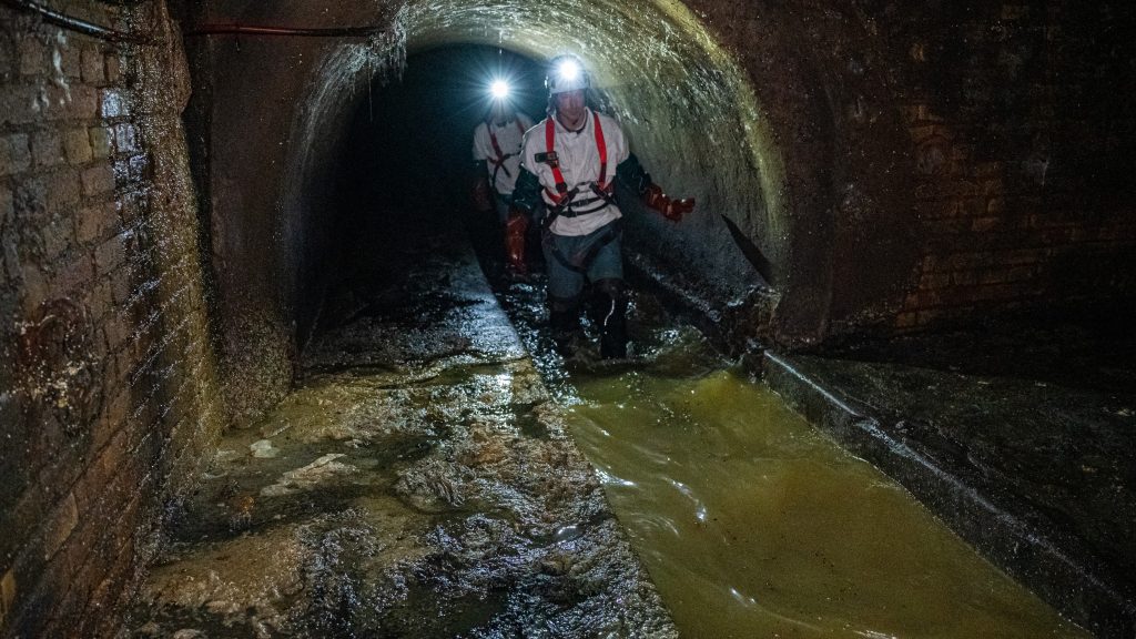 Több ezer fertőző betegséget azonosíthatnak Budapest szennyvizében
