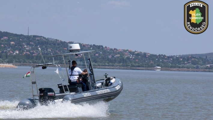 Sok dolga volt a vízi rendőröknek a Velencei-tónál a hétvégén