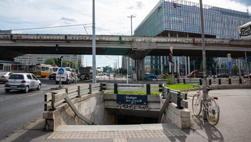 Elfogták a párost, akik késsel rabolták ki a magyar bajnok bokszolót a Népligetnél