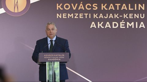 Orbán: Olyan nincs, hogy valaki fejben gyorsabban fut, mint a többiek