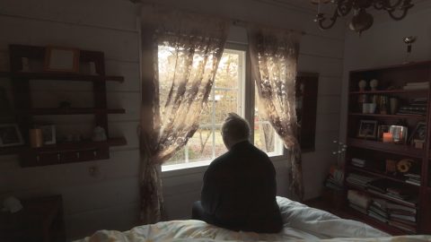 Mikor lesz a gyászból depresszió? – tanácsok, hogyan segítsük a gyászolót