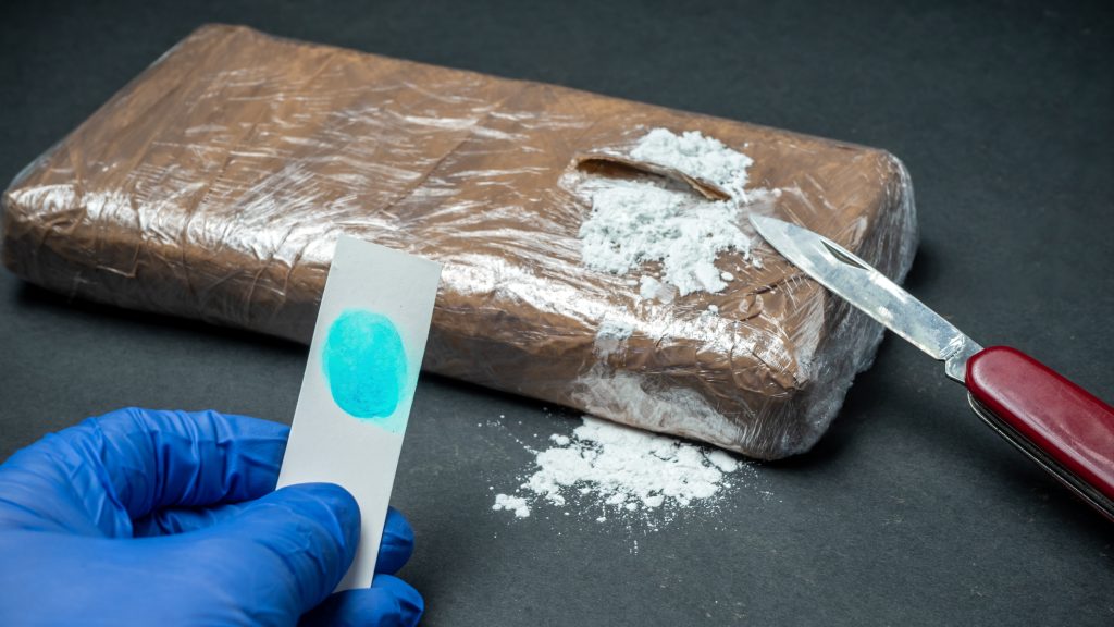 Kétezer euróért hozta be fuvaronként drogot egy kamionos Spanyolországból