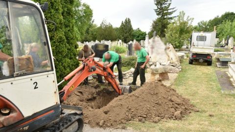 15 év fegyházat kértek a kecskeméti diszkó kidobóira, akik 24 évvel ezelőtt ájultra vertek, majd sínekre tettek egy bulizó fiatalt
