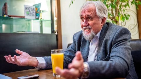 Ángyán József: A NER-es „földrablás” 155 ezer családi gazdaságot tett tönkre