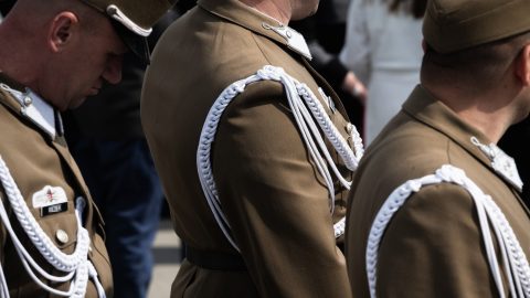 Mostantól akár titokban is küldhet külföldre magyar katonákat a kormány