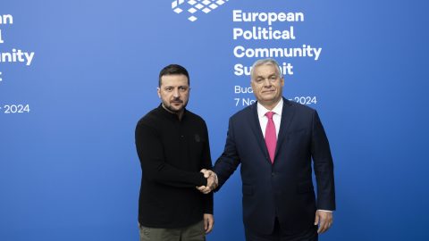 „Budapest emlékszik a szovjet bombákra” – közzétette lekevert beszédét az ukrán elnök