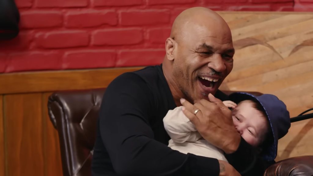 „Azt hittem, hogy egy kisbaba” – mondta Mike Tyson arról, hogy miért kezdte el puszilgatni Hasbullát