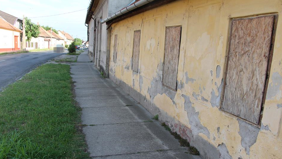 Nem volt pénze, ezért kirabolt egy járóbottal közlekedő idős férfit