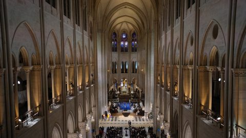 Megnyitották az újjáépített Notre Dame-ot