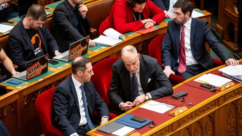 Nem lesz pulykapénz a minisztériumokban