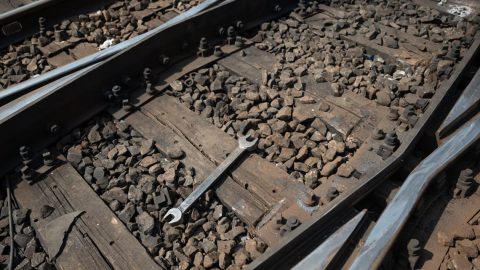 Vasúti járatritkításokkal számol a Közlekedő Tömeg
