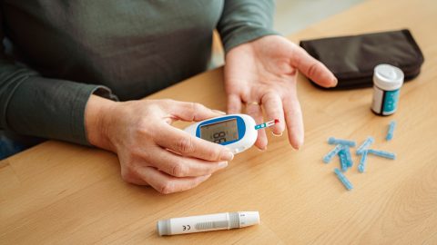 A cukorbetegség nem csak az inzulinról szól – jelzést küld szervezetünk a véren keresztül