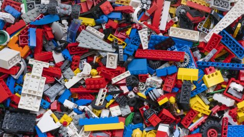 Másfél milliót is érhet egy LEGO-figura, ami bármelyik magyar család fiókjának a mélyén ott lapulhat