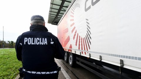 Horvátország azt tanácsolja az állampolgárainak, ne utazzanak Szerbiába