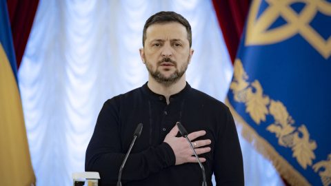 Zelenszkij igazságos békét kívánt 2025-re