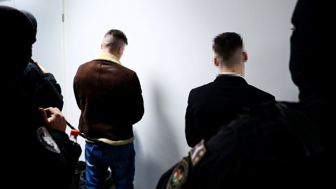 „Legszívesebben kinyírnám, de példát kell mutatnom a gyerekeimnek” – 25 évet kapott a Deák téri kettős gyilkos