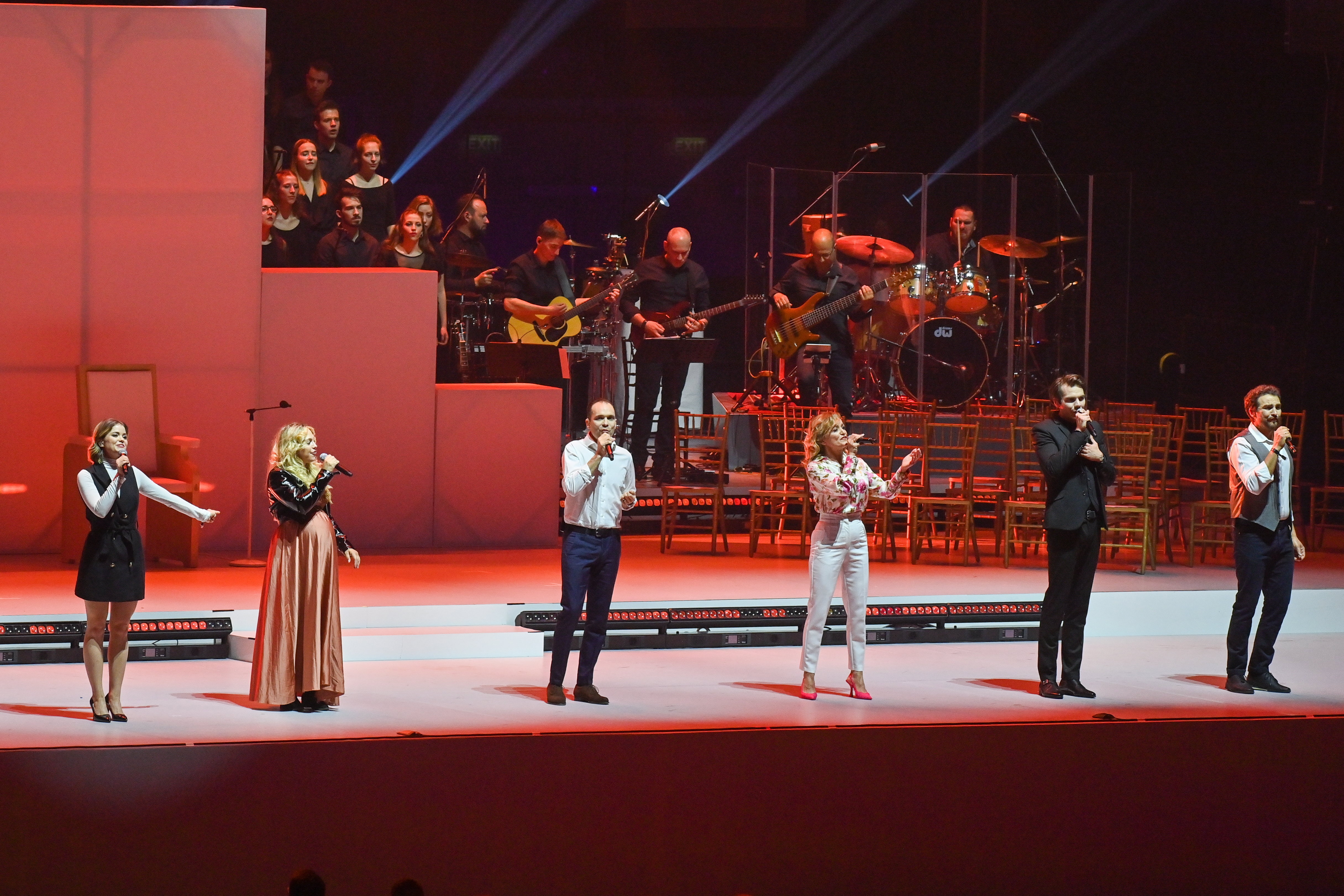 Kétmilliárdot kap a pápalátogatás hivatalos dalát szerző Vizy Márton alapítványa a Balaton volt zászlóshajójának felújítására 1