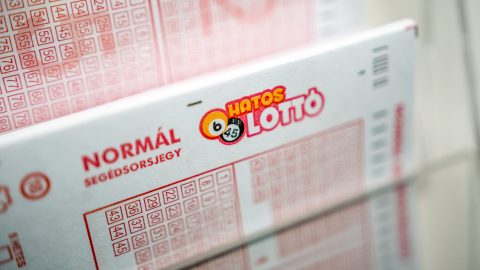 Hatoslottó: itt vannak az e heti nyerőszámok