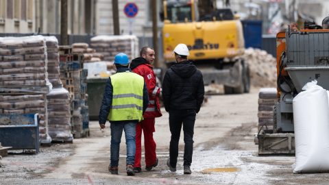 Csak március 3-tól kezdi ellenőrizni a kamara a kötelező kivitelezői felelősségbiztosítást