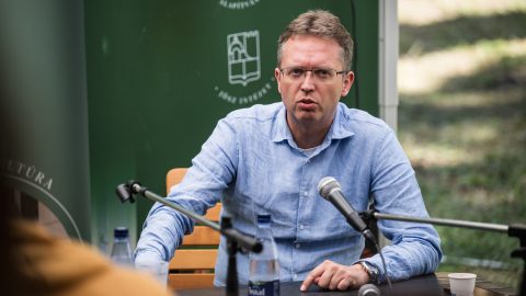 Hankó Balázs: Brüsszel akarja megmondani, hogy kik lehetnek az egyetemeink vezetői? Hol élünk?