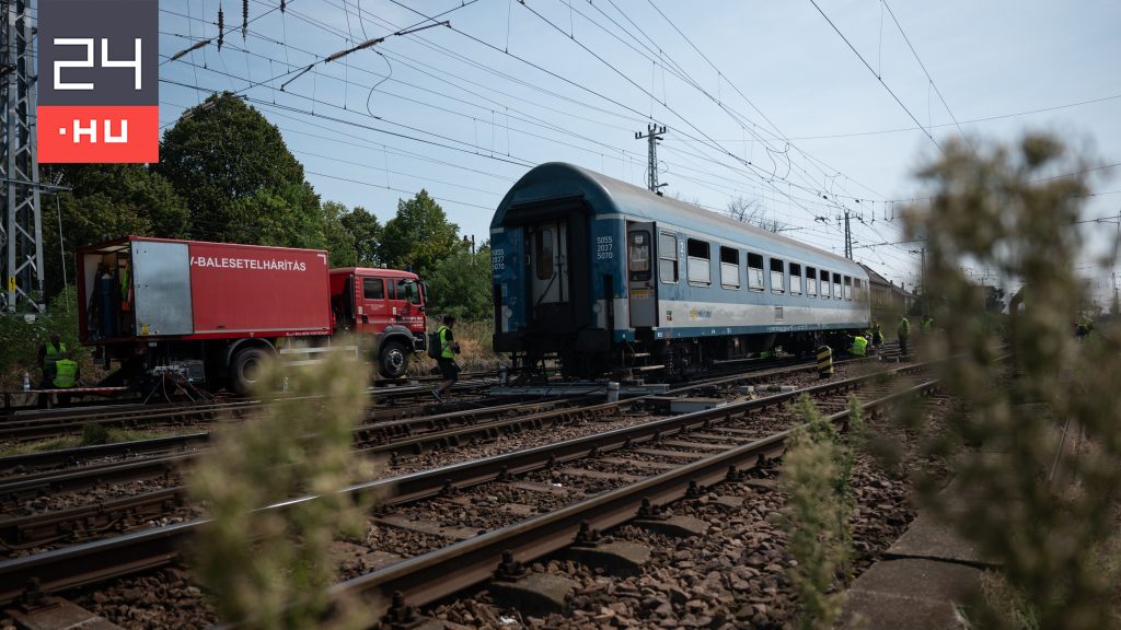 Túlfutott egy vonat a piros jelzésen, késések, kimaradások a váci vonalon