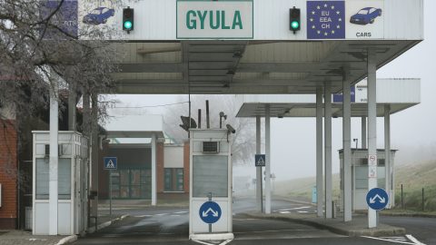 Már három hete nincs feladatuk a magyar-román határon szolgáló rendőröknek