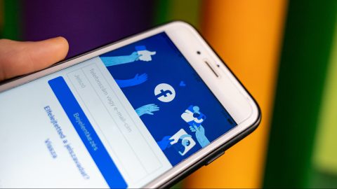 Már félmillió magyart korlátozhatott a Facebook, és ezt jórészt a mesterséges intelligenciára bízta