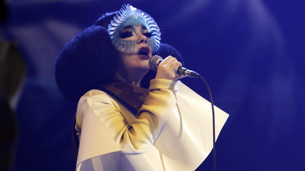 Björk: A Spotify valószínűleg a legrosszabb dolog, ami a zenészekkel történhetett