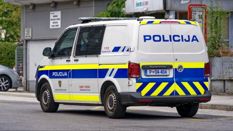 Tömeges bombariadó Szlovéniában: olyan gyorsan reagáltak a hatóságok, hogy csak 18 iskolában maradt el a tanítás