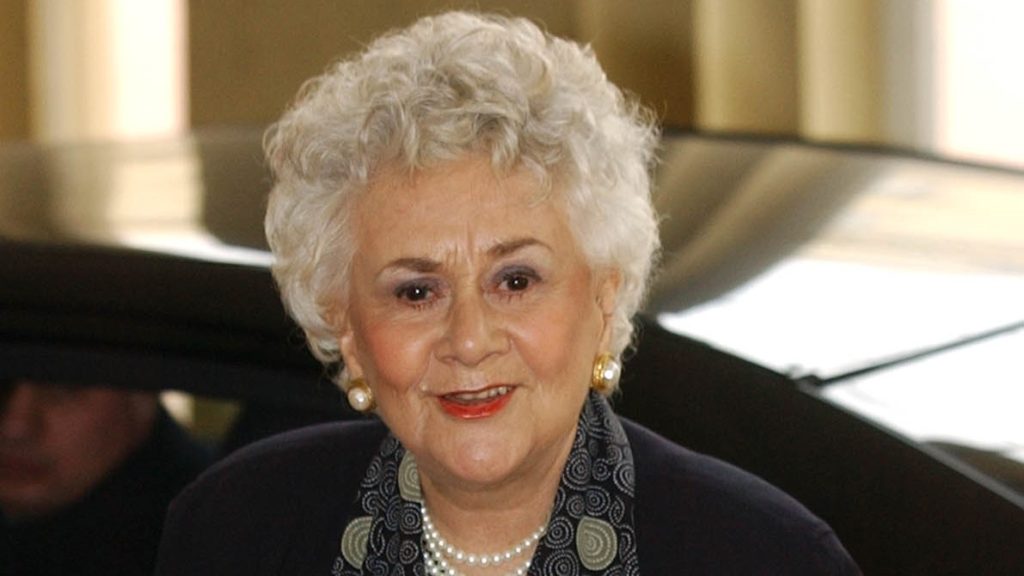 Meghalt Joan Plowright, a brit színésznő, aki egy évben két Golden Globe-ot is kapott