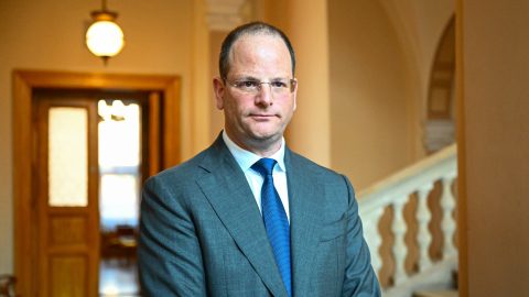 Számlagyáras botrány: beismerte bűnösségét a bíróságon Jellinek Dániel milliárdos üzletember