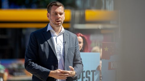 Nonstop közterületi hibabejelentőt kezdeményez Vitézy Dávid