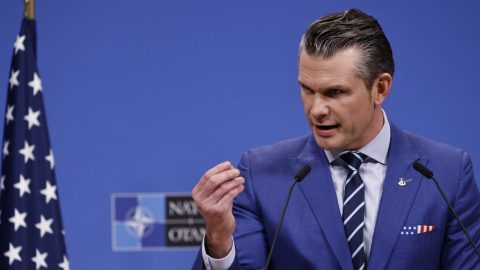 Az amerikai védelmi miniszter szerint nem tettek engedményeket Putyinnak