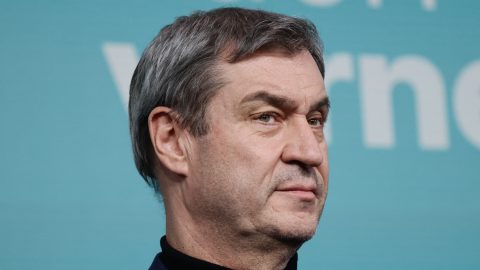 Megkongatta a vészharangot a német demokrácia fölött a bajor miniszterelnök