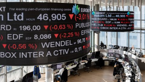Szárnyalnak az európai védelmi ipari részvények, miközben Trump magára hagyja a kontinenst