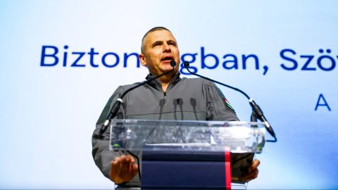 Ruszin-Szendi: A honvédségben eluralkodott a félelem alapú vezetés